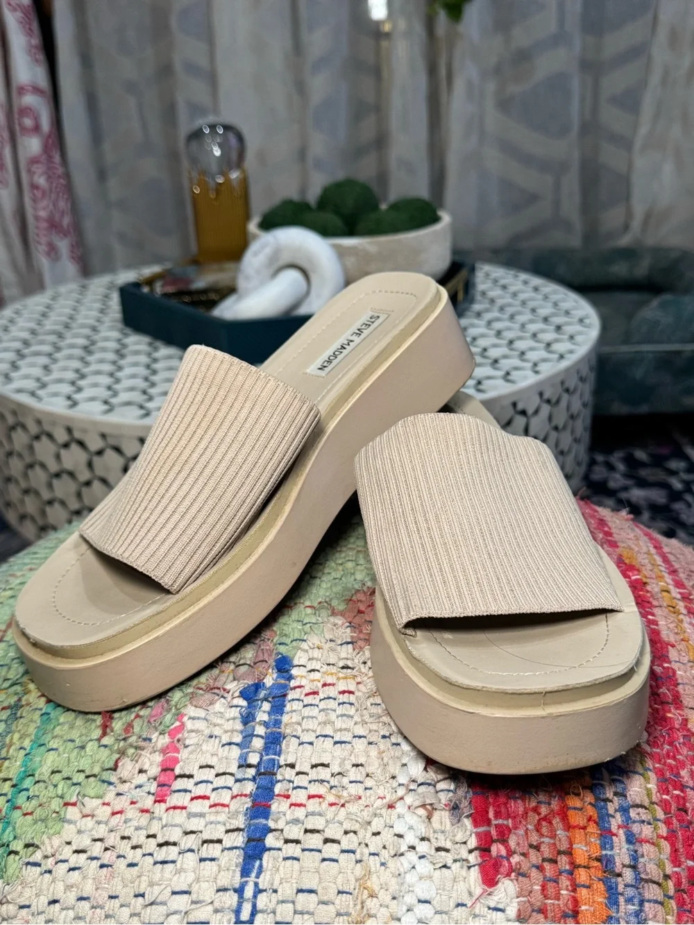 🫧🤍 Steve Madden Neutral Ribbed Slide Platform‎ Sandals in Beige 🤍🫧